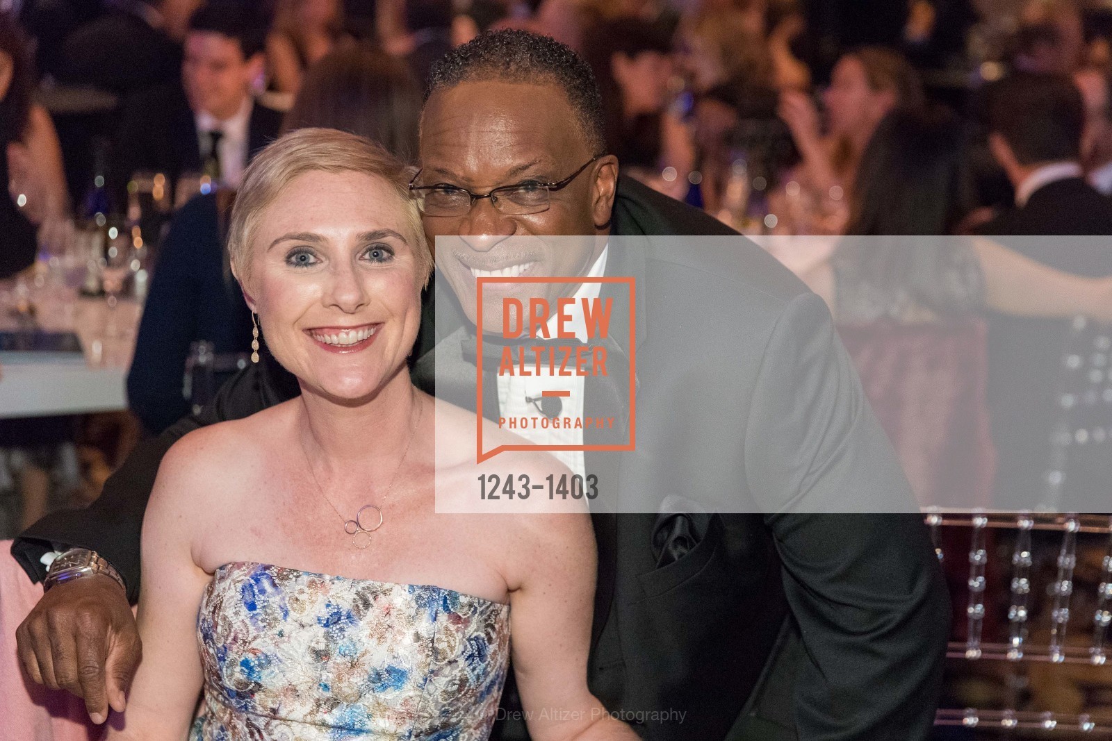 Laura Holmes Haddad, Dave Clark, American Cancer Society's Discovery Gala, Fairmont, Photo #1243-1403 Laura Holmes Haddad, Dave Clark, Photo #1243-1403