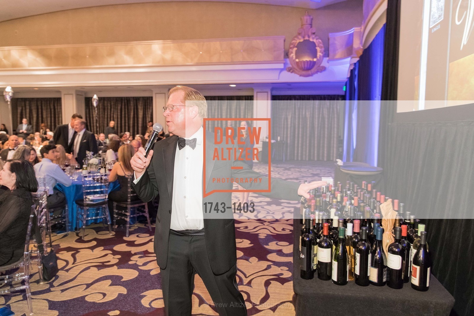 John Hinshaw, American Cancer Society's Discovery Gala, Fairmont, Photo #1743-1403 John Hinshaw, Photo #1743-1403
