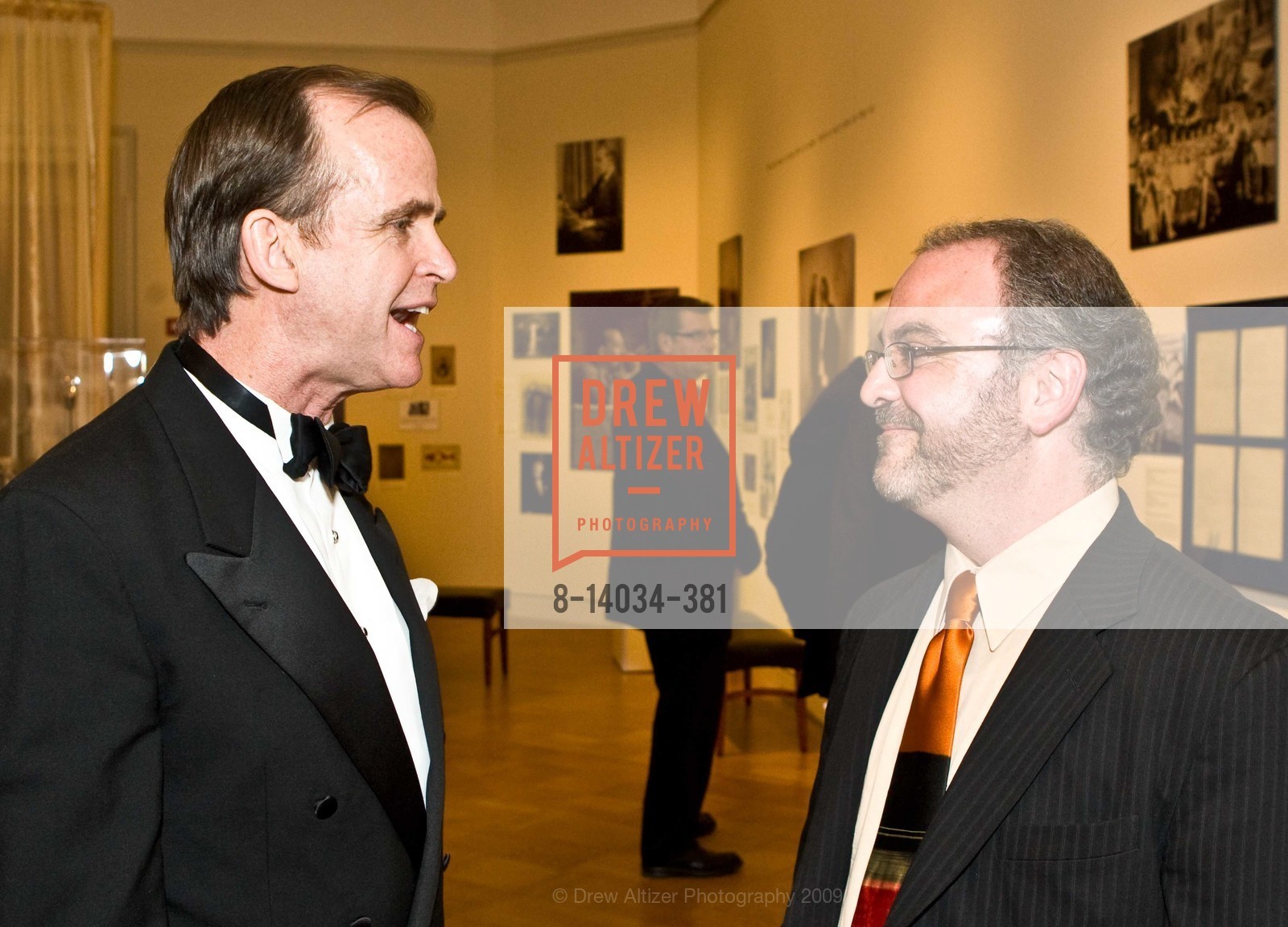 Craig Jessup, Brad Rosenstein, Museum of Performance & Design Noel Coward Exhibit, US, April 21st, 2009, Photo #8-14034-381 Craig Jessup, Brad Rosenstein, Photo #8-14034-381