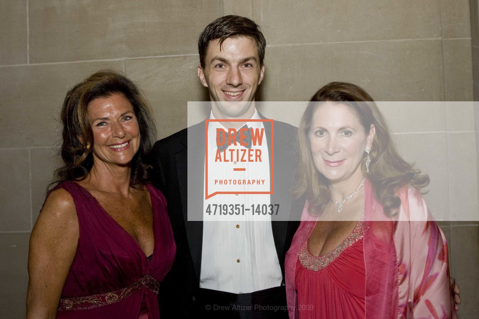 Linda Zider, Alex Zider, Patricia Ferrin Loucks, The San Francisco Symphony's 2009 Opening Night PATRONS GALA, US, September 10th, 2009, Photo #4719351-14037 Linda Zider, Alex Zider, Patricia Ferrin Loucks, Photo #4719351-14037