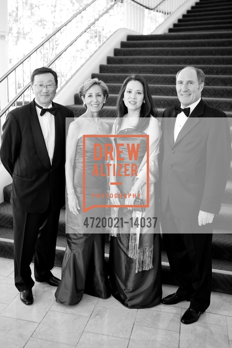 John Chen, Marcia Goldman, Sherry Chen, John Goldman, The San Francisco Symphony's 2009 Opening Night PATRONS GALA, US, September 10th, 2009, Photo #4720021-14037 John Chen, Marcia Goldman, Sherry Chen, John Goldman, Photo #4720021-14037
