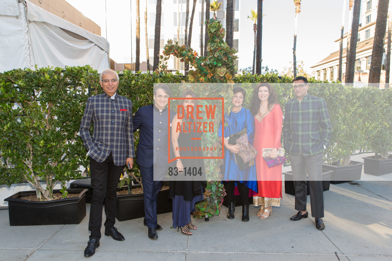 Ashish Anand, Kishur Singh, Deepanjana Klein, Dipti Mathur, Sheila Parekh-Blum, Sunil Chaddha, San Jose Museum of Art's Wonder Ball, San Jose Museum of Art. 110 South Market Street San Jose, CA 95113, September 17th, 2016, Photo #83-1404 Ashish Anand, Kishur Singh, Deepanjana Klein, Dipti Mathur, Sheila Parekh-Blum, Sunil Chaddha, Photo #83-1404