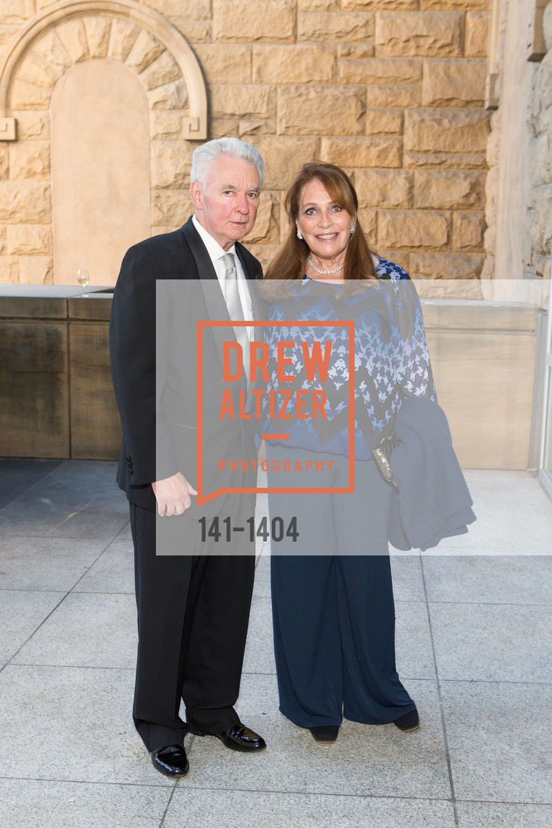Mark Lewis, Barbara Shapiro, San Jose Museum of Art's Wonder Ball, San Jose Museum of Art. 110 South Market Street San Jose, CA 95113, September 17th, 2016, Photo #141-1404 Mark Lewis, Barbara Shapiro, Photo #141-1404