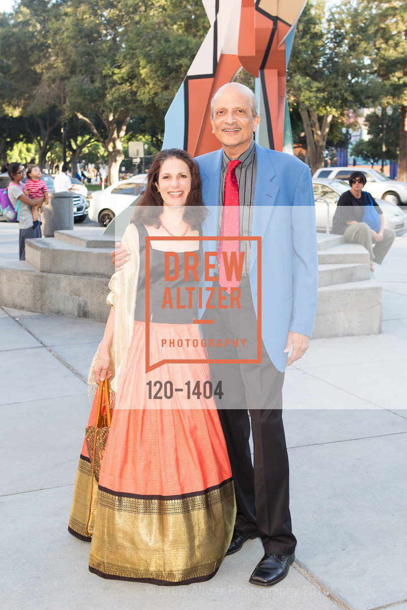 Crisanti Desby, MR Rungaswami, San Jose Museum of Art's Wonder Ball, San Jose Museum of Art. 110 South Market Street San Jose, CA 95113, September 17th, 2016, Photo #120-1404 Crisanti Desby, MR Rungaswami, Photo #120-1404
