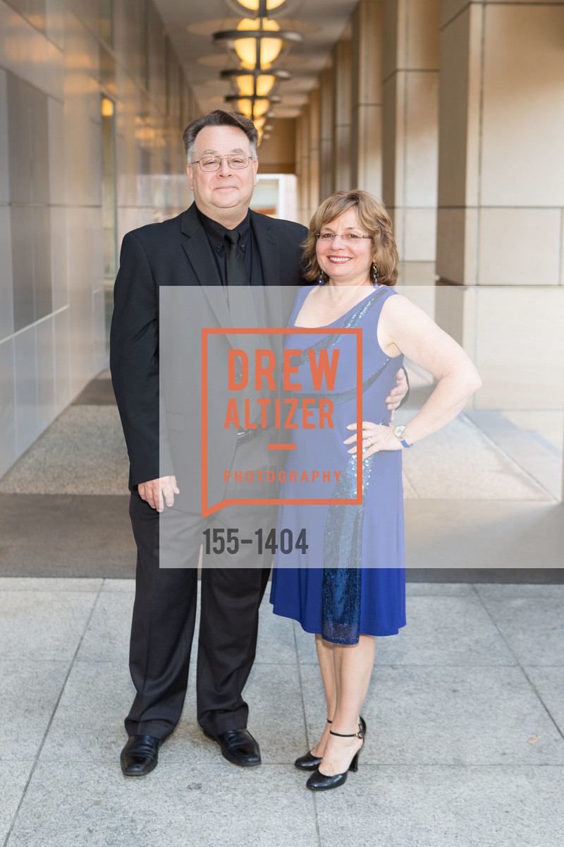 Tom Dypko, Mary Dypko, San Jose Museum of Art's Wonder Ball, San Jose Museum of Art. 110 South Market Street San Jose, CA 95113, September 17th, 2016, Photo #155-1404 Tom Dypko, Mary Dypko, Photo #155-1404