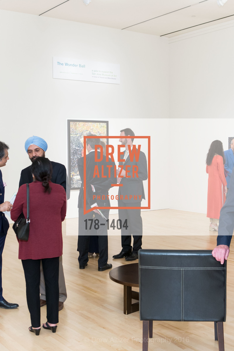 Atmosphere, San Jose Museum of Art's Wonder Ball, San Jose Museum of Art. 110 South Market Street San Jose, CA 95113, September 17th, 2016, Photo #178-1404 Atmosphere, Photo #178-1404
