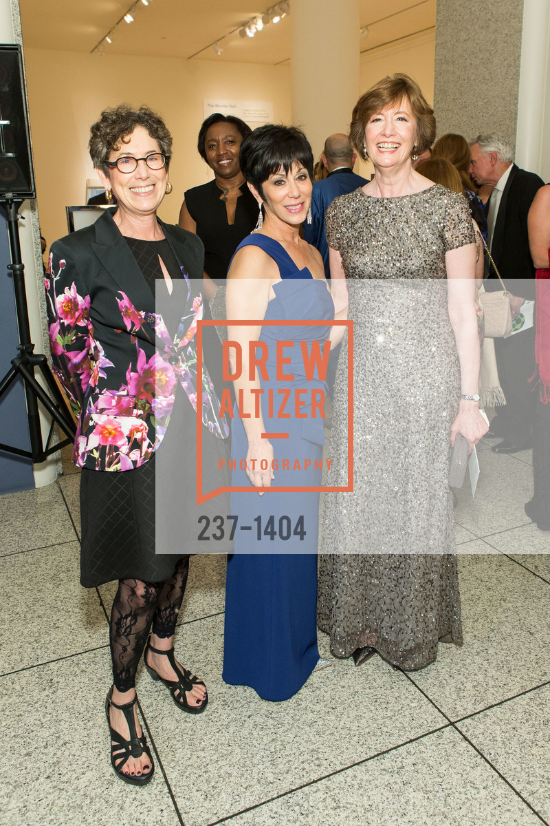 Susan Krane, Hildy Shandell, Yvonne Nevens, San Jose Museum of Art's Wonder Ball, San Jose Museum of Art. 110 South Market Street San Jose, CA 95113, September 17th, 2016, Photo #237-1404 Susan Krane, Hildy Shandell, Yvonne Nevens, Photo #237-1404
