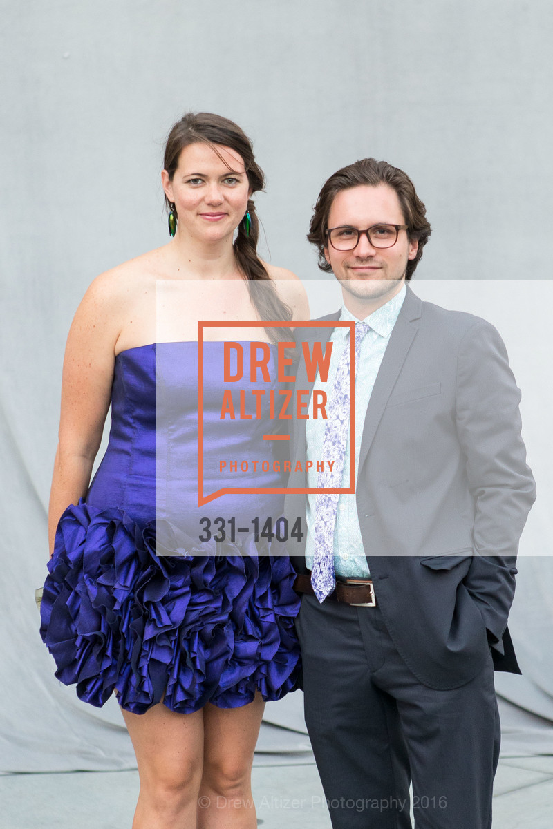 Maria Vanderloo, Pierre Galpin, San Jose Museum of Art's Wonder Ball, San Jose Museum of Art. 110 South Market Street San Jose, CA 95113, September 17th, 2016, Photo #331-1404 Maria Vanderloo, Pierre Galpin, Photo #331-1404