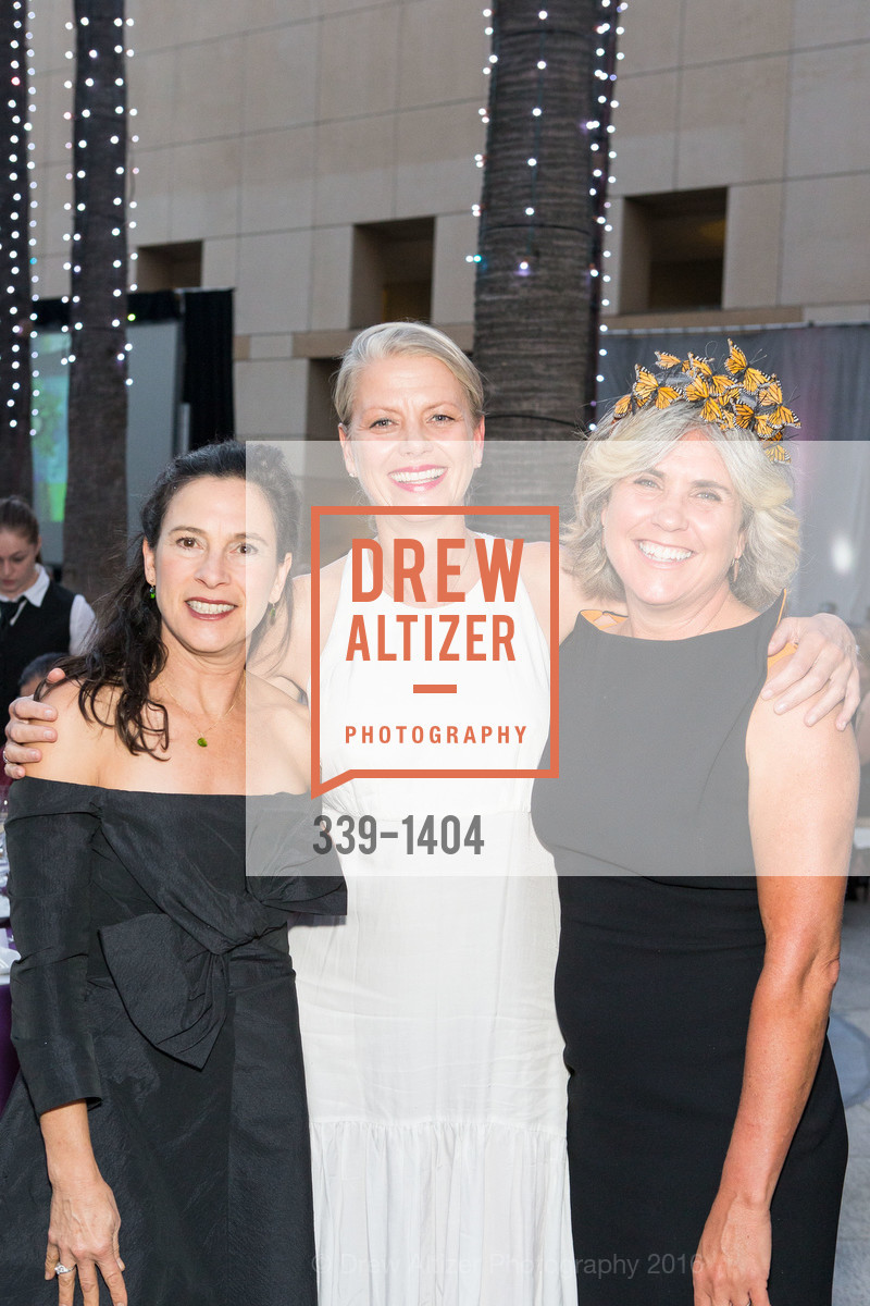 Norma Jo Waxman, Catharine Clark, Maja Thomas, San Jose Museum of Art's Wonder Ball, San Jose Museum of Art. 110 South Market Street San Jose, CA 95113, September 17th, 2016, Photo #339-1404 Norma Jo Waxman, Catharine Clark, Maja Thomas, Photo #339-1404