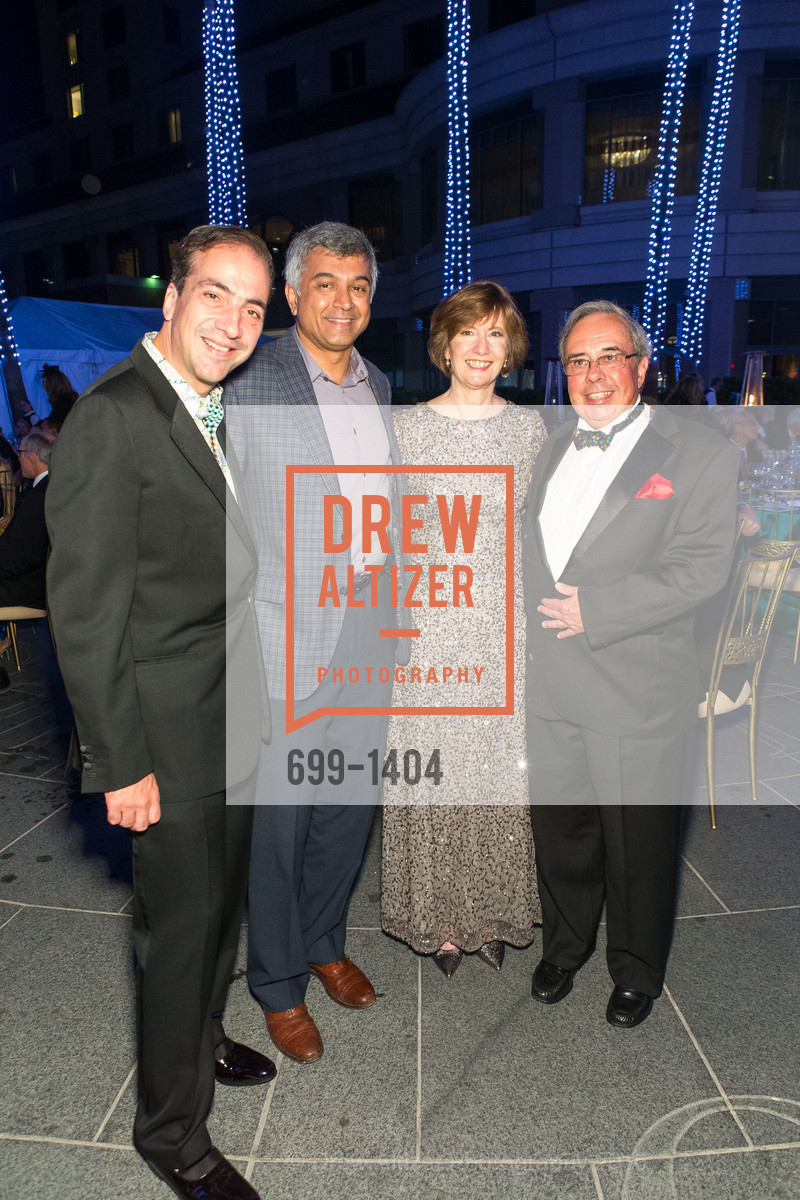 Alberto Torres, Chandran Sankaran, Yvonne Nevens, Mike Nevens, San Jose Museum of Art's Wonder Ball, San Jose Museum of Art. 110 South Market Street San Jose, CA 95113, September 17th, 2016, Photo #699-1404 Alberto Torres, Chandran Sankaran, Yvonne Nevens, Mike Nevens, Photo #699-1404