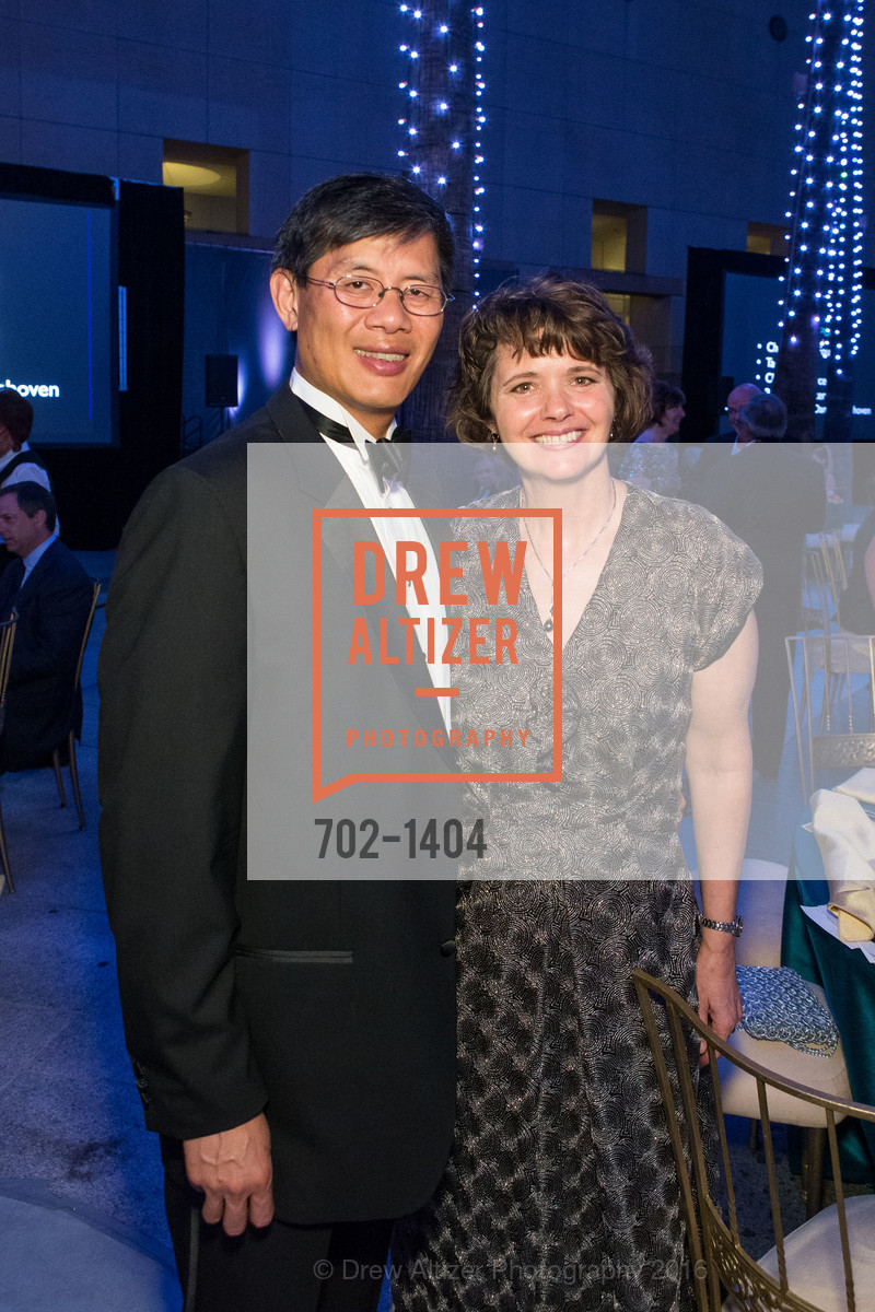 Philip Ma, Margaret Ma, San Jose Museum of Art's Wonder Ball, San Jose Museum of Art. 110 South Market Street San Jose, CA 95113, September 17th, 2016, Photo #702-1404 Philip Ma, Margaret Ma, Photo #702-1404