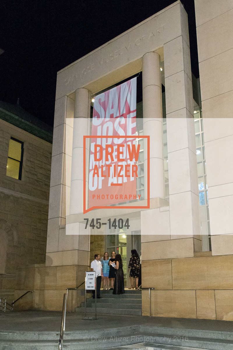 Atmosphere, San Jose Museum of Art's Wonder Ball, San Jose Museum of Art. 110 South Market Street San Jose, CA 95113, September 17th, 2016, Photo #745-1404 Atmosphere, Photo #745-1404