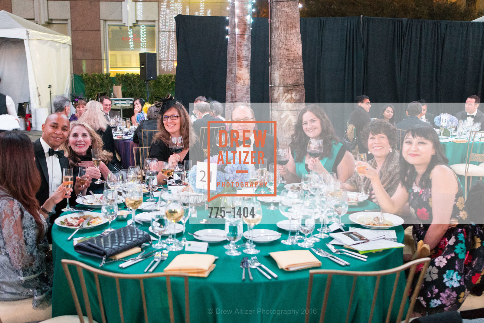 San Jose Museum of Art's Wonder Ball, San Jose Museum of Art. 110 South Market Street San Jose, CA 95113, September 17th, 2016, Photo #775-1404 Photo #775-1404
