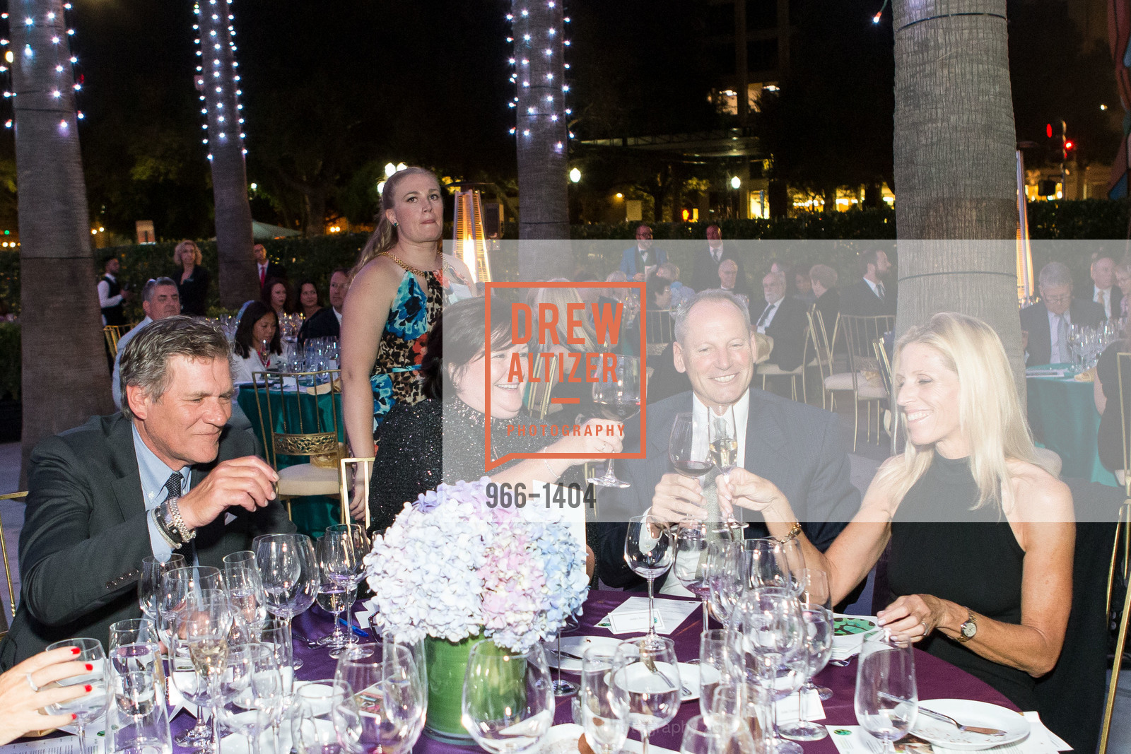 Atmosphere, San Jose Museum of Art's Wonder Ball, San Jose Museum of Art. 110 South Market Street San Jose, CA 95113, September 17th, 2016, Photo #966-1404 Atmosphere, Photo #966-1404