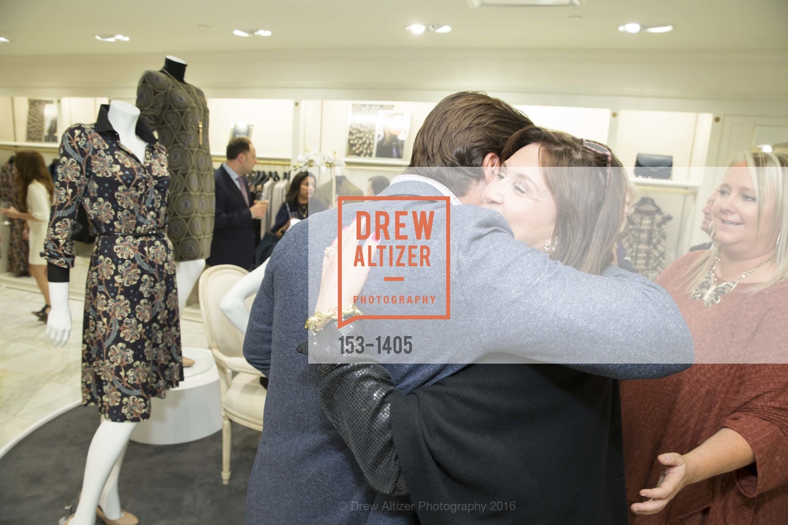 Debbi Magowan, Brooks Brothers and Gentry Home Magazine Celebrate the September Issue with Matthew Cook, Andrew Johnston & Jennifer Nagle, Brooks Brothers Union Square, September 13th, 2016, Photo #153-1405 Debbi Magowan, Photo #153-1405