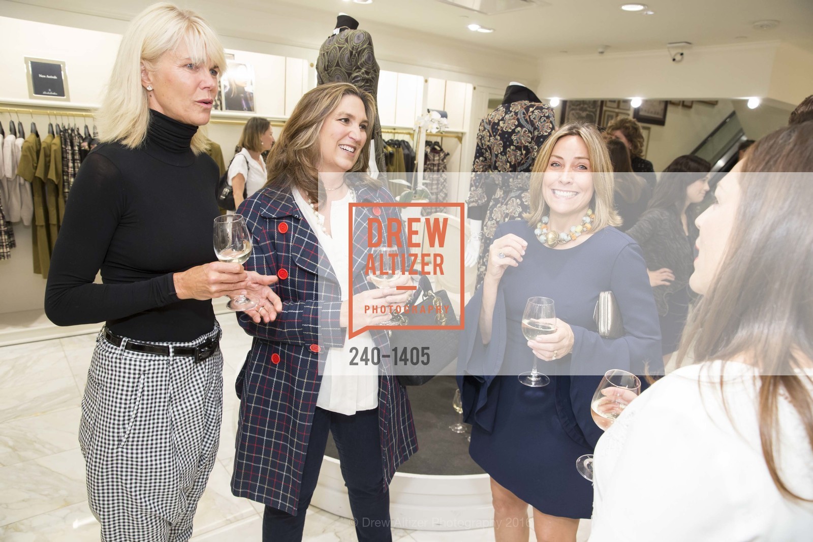 Jennifer Montana, Marissa Branden, Brooks Brothers and Gentry Home Magazine Celebrate the September Issue with Matthew Cook, Andrew Johnston & Jennifer Nagle, Brooks Brothers Union Square, September 13th, 2016, Photo #240-1405 Jennifer Montana, Marissa Branden, Photo #240-1405
