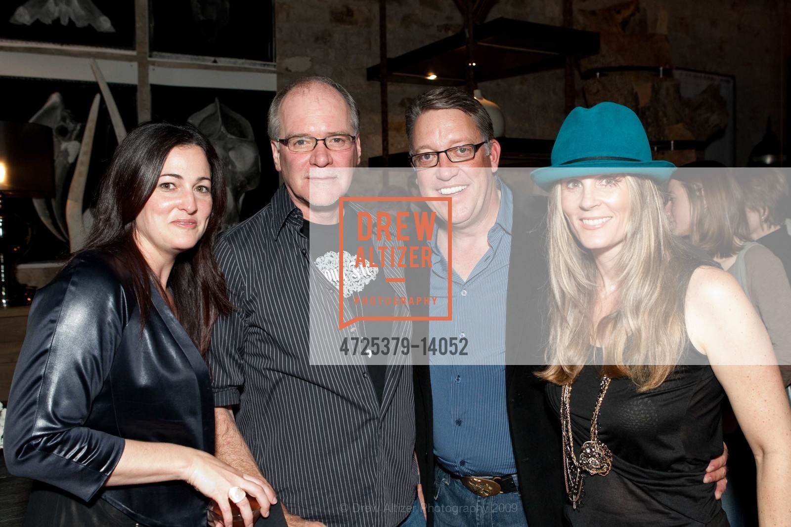 Nicole Hollis, Terry Bryant, Rick Reiss, Carrie Channell, Martin Showroom, US, October 27th, 2009, Photo #4725379-14052 Nicole Hollis, Terry Bryant, Rick Reiss, Carrie Channell, Photo #4725379-14052