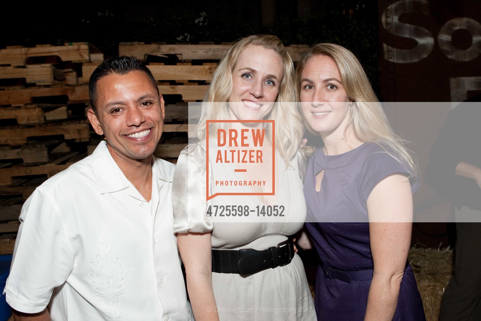 Bobby Cepeda, Monica Martinez, Jennifer Roldan, Photo #4725598-14052