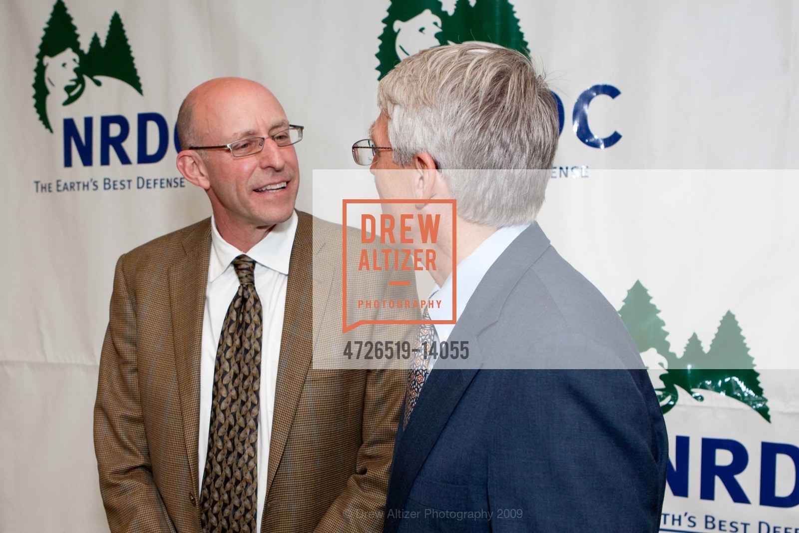 Michael Pollan, Peter Lehner, Natural Resources Defense Council Fundraising Dinner, US, May 11th, 2009, Photo #4726519-14055 Michael Pollan, Peter Lehner, Photo #4726519-14055