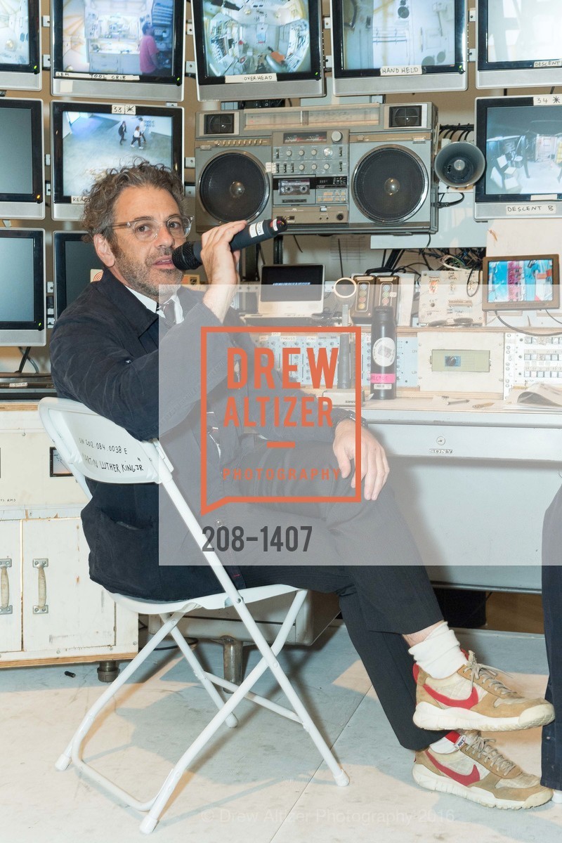 Tom Sachs, Photo #208-1407