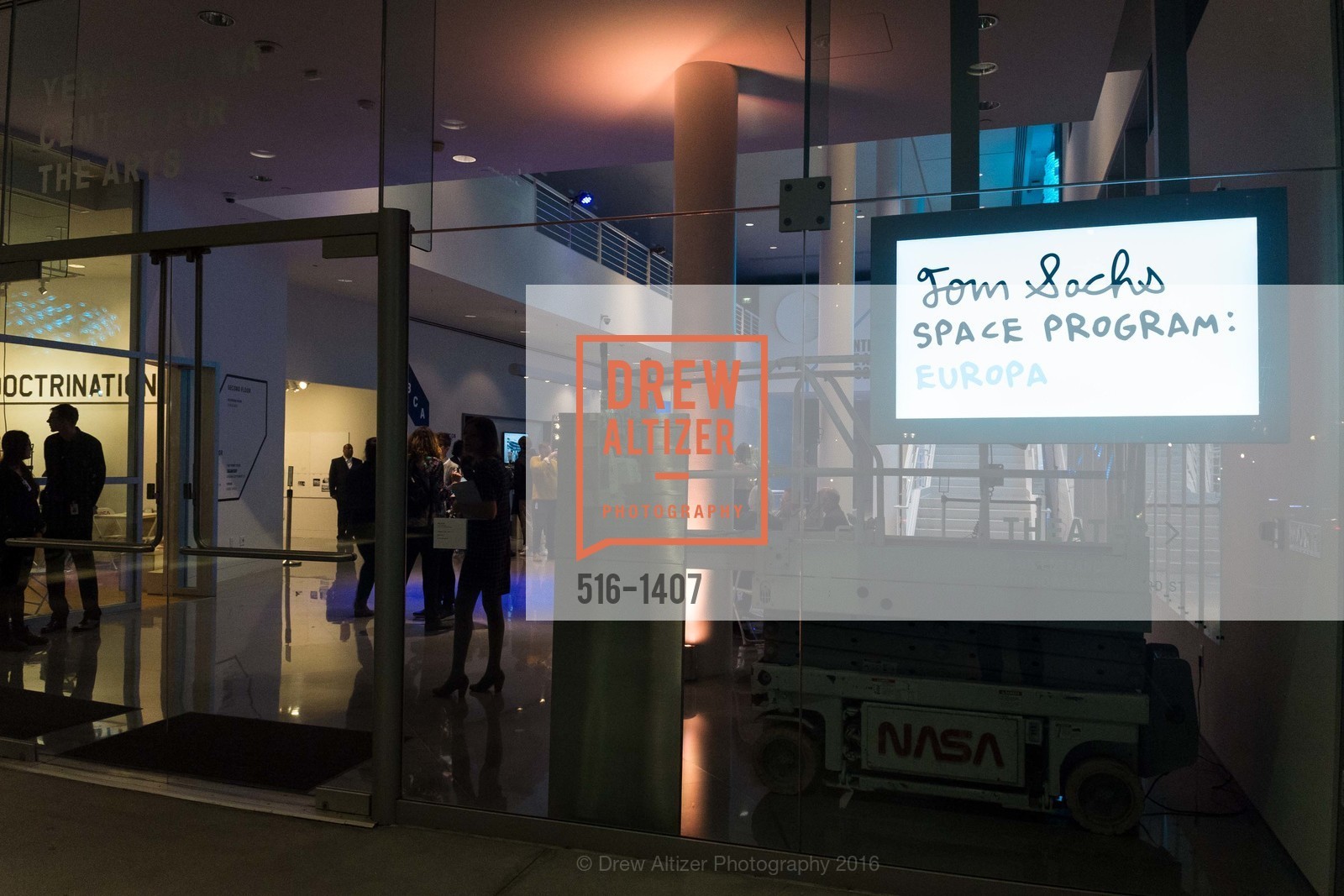Atmosphere, YBCA's Europa: Preview for Space Program, YBCA. 701 Mission St. SF CA 94103, September 15th, 2016, Photo #516-1407 Atmosphere, Photo #516-1407