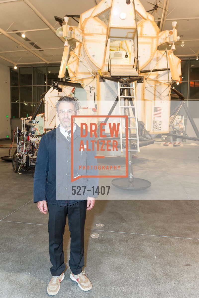 Tom Sachs, Photo #527-1407