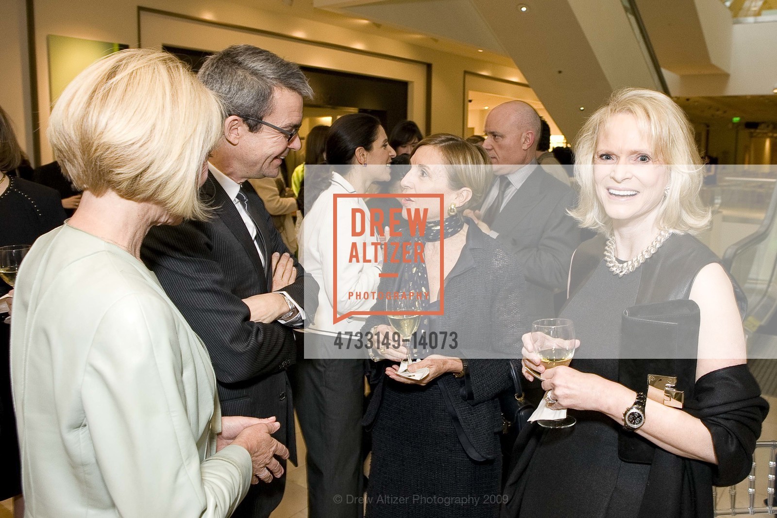 Diane Rubin, Albert Kriemler, Marcia Monroe Wright, Marilyn Timoney, Neiman Marcus Hosts Akris, US, March 30th, 2009, Photo #4733149-14073 Diane Rubin, Albert Kriemler, Marcia Monroe Wright, Marilyn Timoney, Photo #4733149-14073