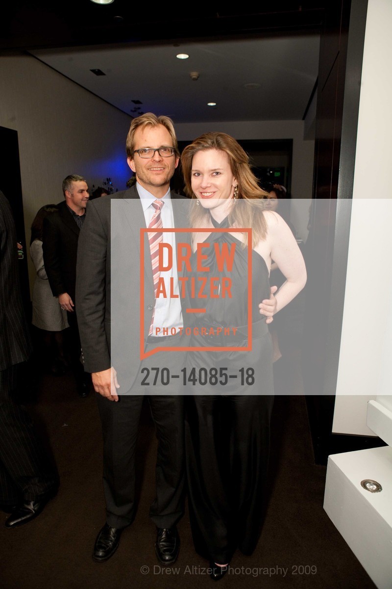Matt Petersen, Justine Musk, Global Green's 5th Annual Gorgeous & Green Gala, US, December 10th, 2009, Photo #270-14085-18 Matt Petersen, Justine Musk, Photo #270-14085-18