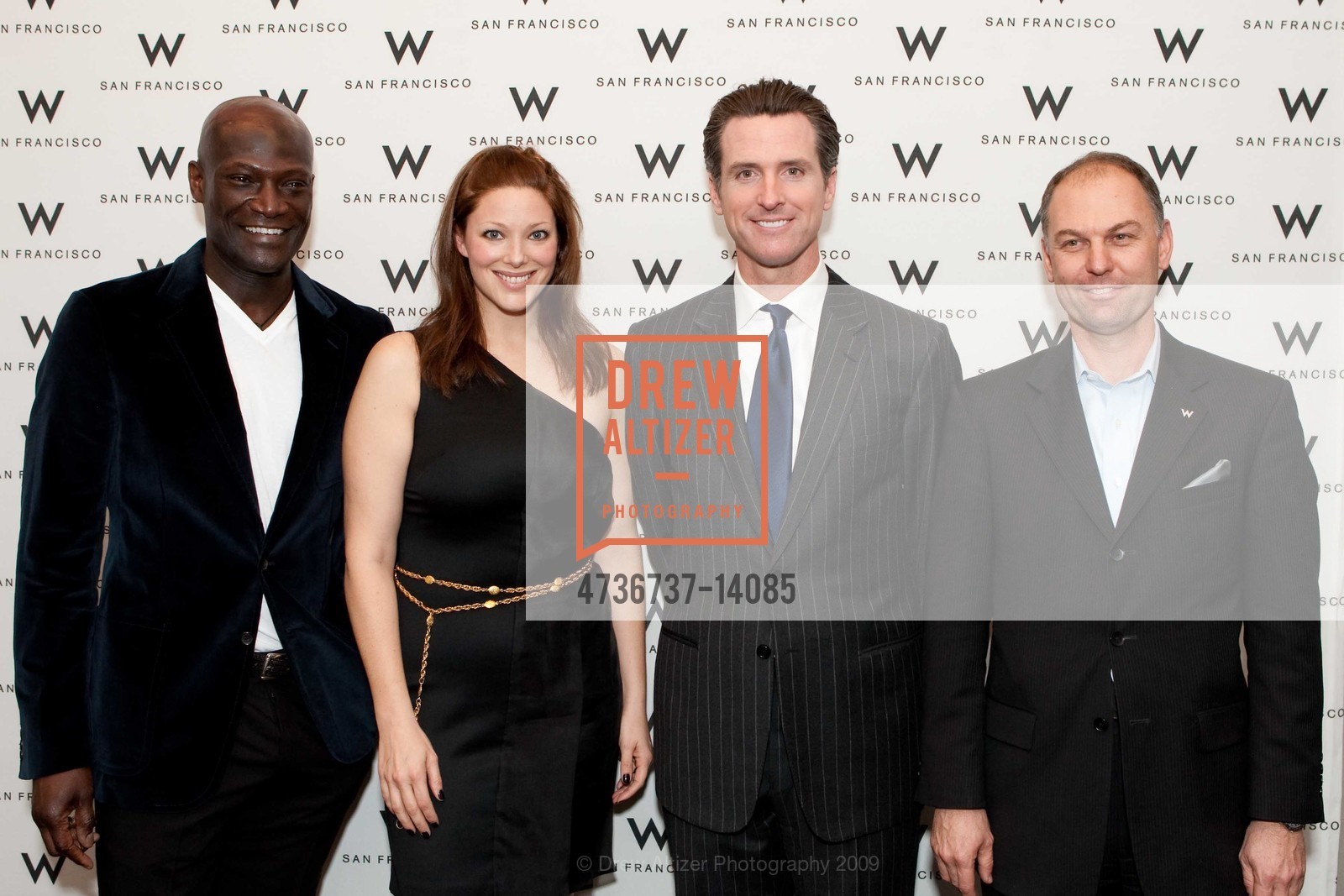 Peter Mensah, Kate Dillon, Gavin Newsom, Roger Huldi, Global Green's 5th Annual Gorgeous & Green Gala, US, December 10th, 2009, Photo #4736737-14085 Peter Mensah, Kate Dillon, Gavin Newsom, Roger Huldi, Photo #4736737-14085