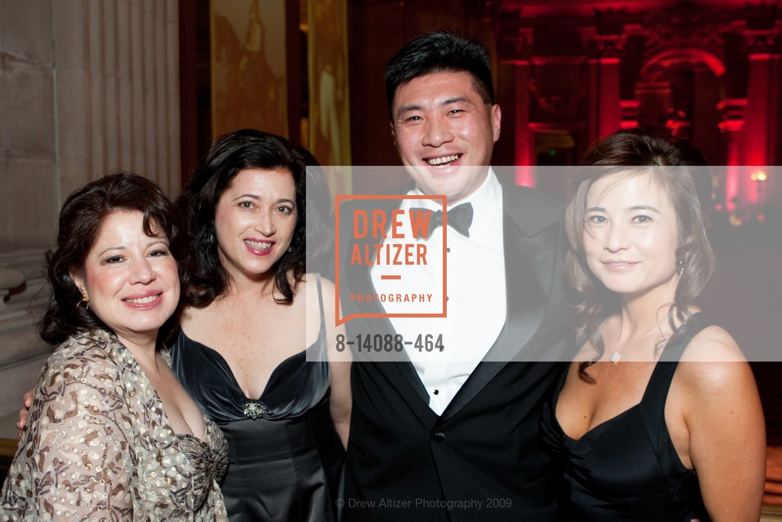 Blanca Aguirre, L'Ann Bingham, Richard Cheng, Carol Ma, SF Ballet 2009 ENCORE! Opening Night Gala, US, January 21st, 2009, Photo #8-14088-464 Blanca Aguirre, L'Ann Bingham, Richard Cheng, Carol Ma, Photo #8-14088-464