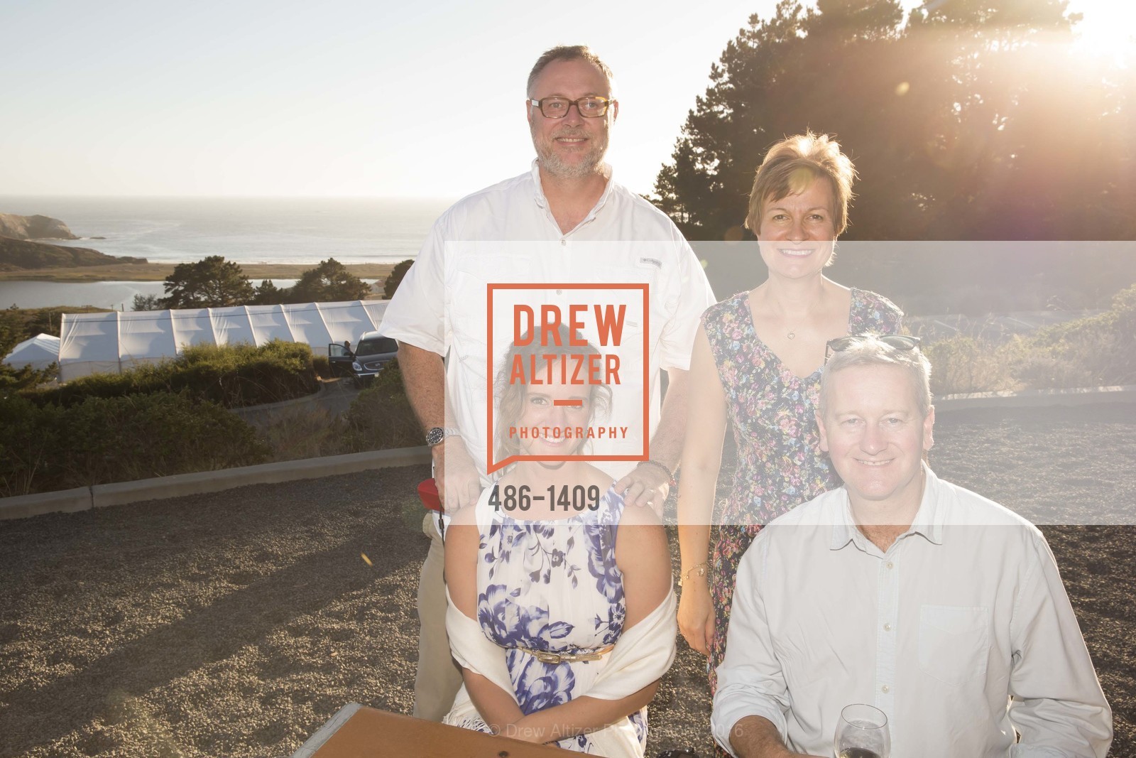 Dave Basham, Deanna Basham, Della Gibbs, Dave Gibbs, The Sea Lion Soiree at Marine Mammal Center, Marine Mammal Center. 2000 Bunker Road, Fort Cronkhite, Sausalito, September 18th, 2016, Photo #486-1409 Dave Basham, Deanna Basham, Della Gibbs, Dave Gibbs, Photo #486-1409
