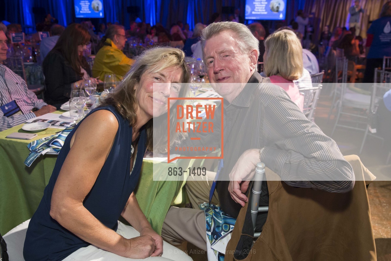 Frances Gulland, Bill Hasler, The Sea Lion Soiree at Marine Mammal Center, Marine Mammal Center. 2000 Bunker Road, Fort Cronkhite, Sausalito, September 18th, 2016, Photo #863-1409 Frances Gulland, Bill Hasler, Photo #863-1409