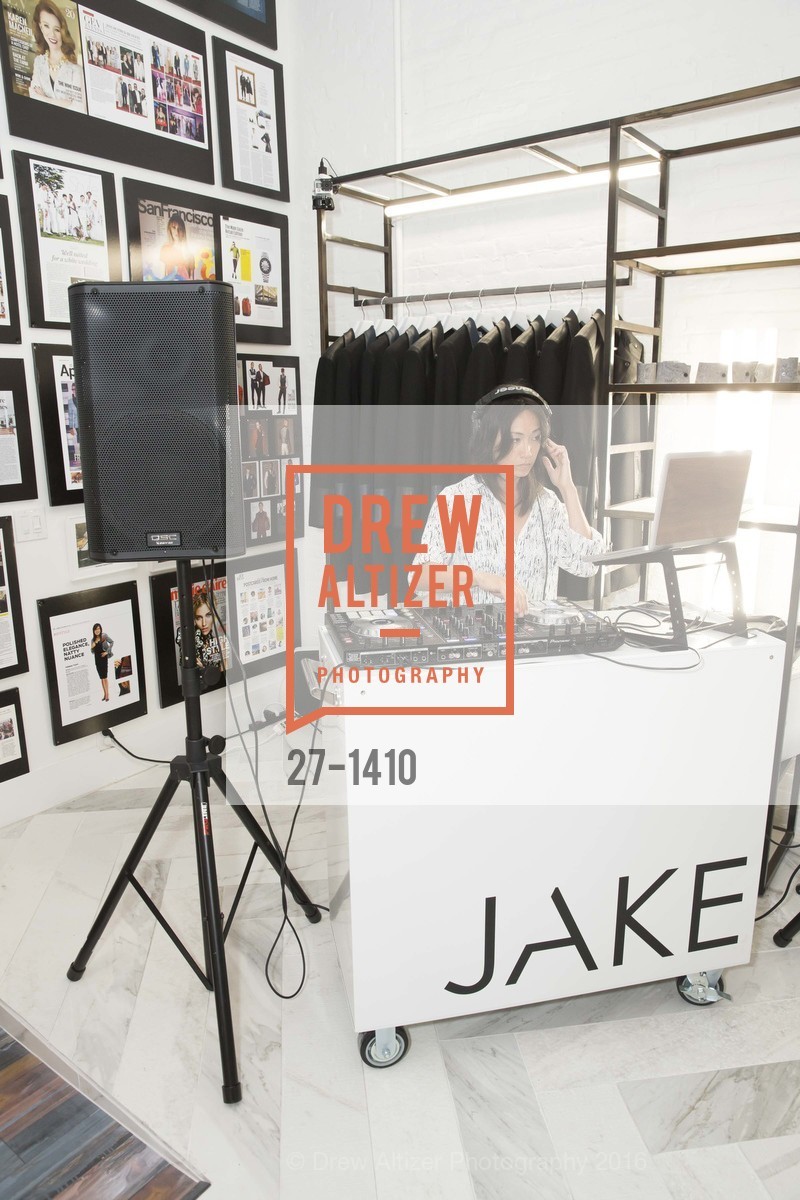 Carol Chang, JAKE and The Drever Family Foundation Present “FASHION for A REASON” JAKE debuts “The NIGHT CIRCUS” Fall/Winter Collection, JAKE Flagship and Battery Penthouse, September 15th, 2016, Photo #27-1410 Carol Chang, Photo #27-1410