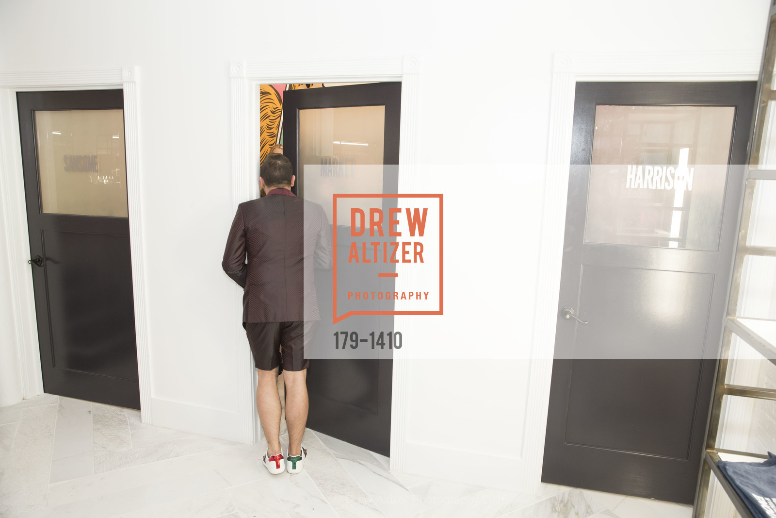 Atmosphere, JAKE and The Drever Family Foundation Present “FASHION for A REASON” JAKE debuts “The NIGHT CIRCUS” Fall/Winter Collection, JAKE Flagship and Battery Penthouse, September 15th, 2016, Photo #179-1410 Atmosphere, Photo #179-1410