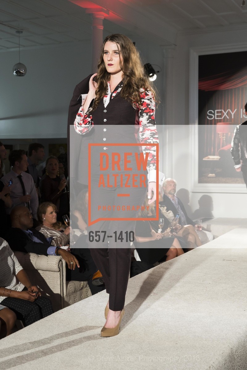 Runway, JAKE and The Drever Family Foundation Present “FASHION for A REASON” JAKE debuts “The NIGHT CIRCUS” Fall/Winter Collection, JAKE Flagship and Battery Penthouse, September 15th, 2016, Photo #657-1410 Runway, Photo #657-1410