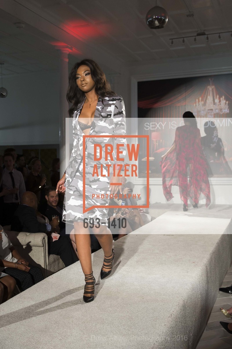 Runway, JAKE and The Drever Family Foundation Present “FASHION for A REASON” JAKE debuts “The NIGHT CIRCUS” Fall/Winter Collection, JAKE Flagship and Battery Penthouse, September 15th, 2016, Photo #693-1410 Runway, Photo #693-1410