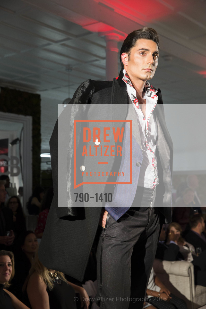 Runway, JAKE and The Drever Family Foundation Present “FASHION for A REASON” JAKE debuts “The NIGHT CIRCUS” Fall/Winter Collection, JAKE Flagship and Battery Penthouse, September 15th, 2016, Photo #790-1410 Runway, Photo #790-1410