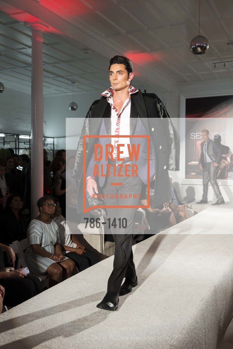 Runway, JAKE and The Drever Family Foundation Present “FASHION for A REASON” JAKE debuts “The NIGHT CIRCUS” Fall/Winter Collection, JAKE Flagship and Battery Penthouse, September 15th, 2016, Photo #786-1410 Runway, Photo #786-1410