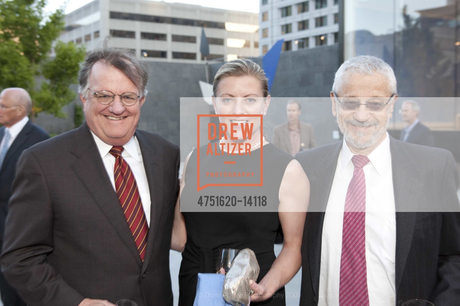 Steve Oliver, Carlie Wilmans, Dick Greene, SFMOMA Celebrates The ROOFTOP SCULPTURE GARDEN Opening, US, May 9th, 2009, Photo #4751620-14118 Steve Oliver, Carlie Wilmans, Dick Greene, Photo #4751620-14118