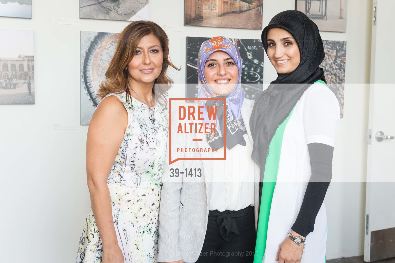 Farzaneh Jabbari, Mahya Jaberiansari, Mahsa Jaberiansari, Photo #39-1413