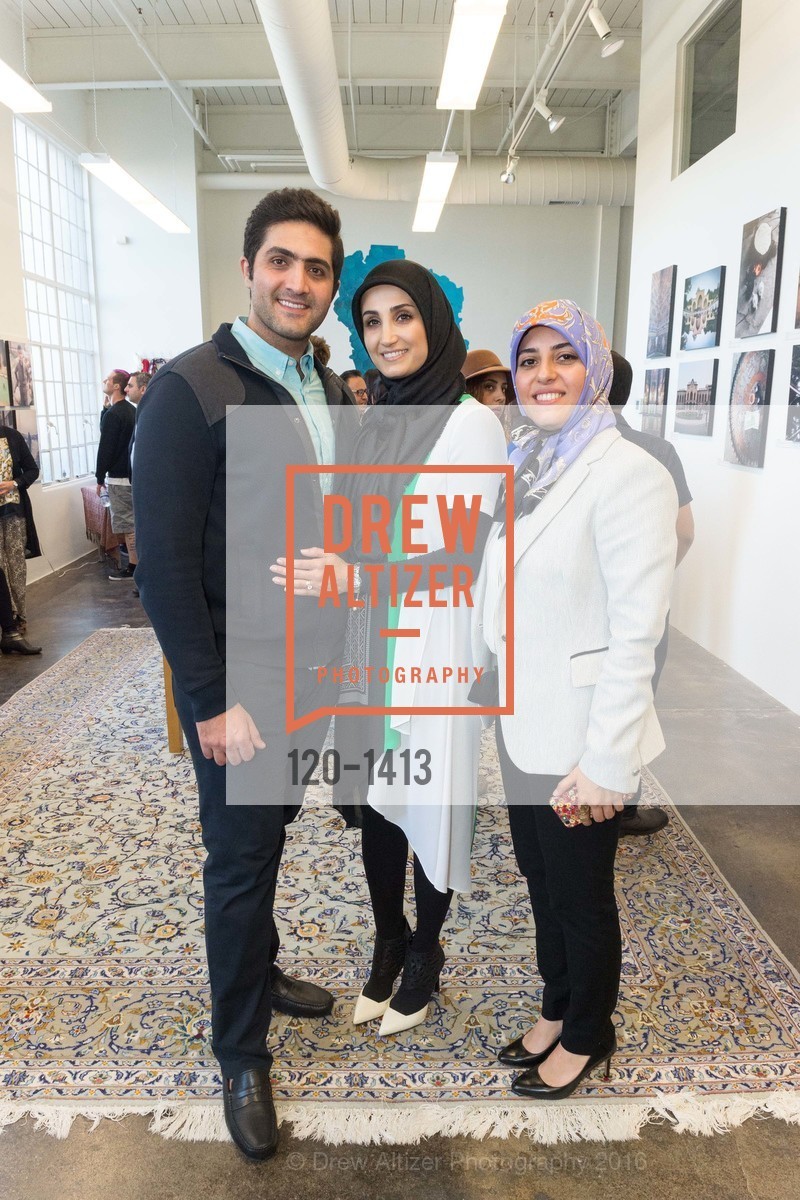 Ebrahim Hezarkhani, Mahsa Jaberiansari, Mahya Jaberiansari, Photo #120-1413