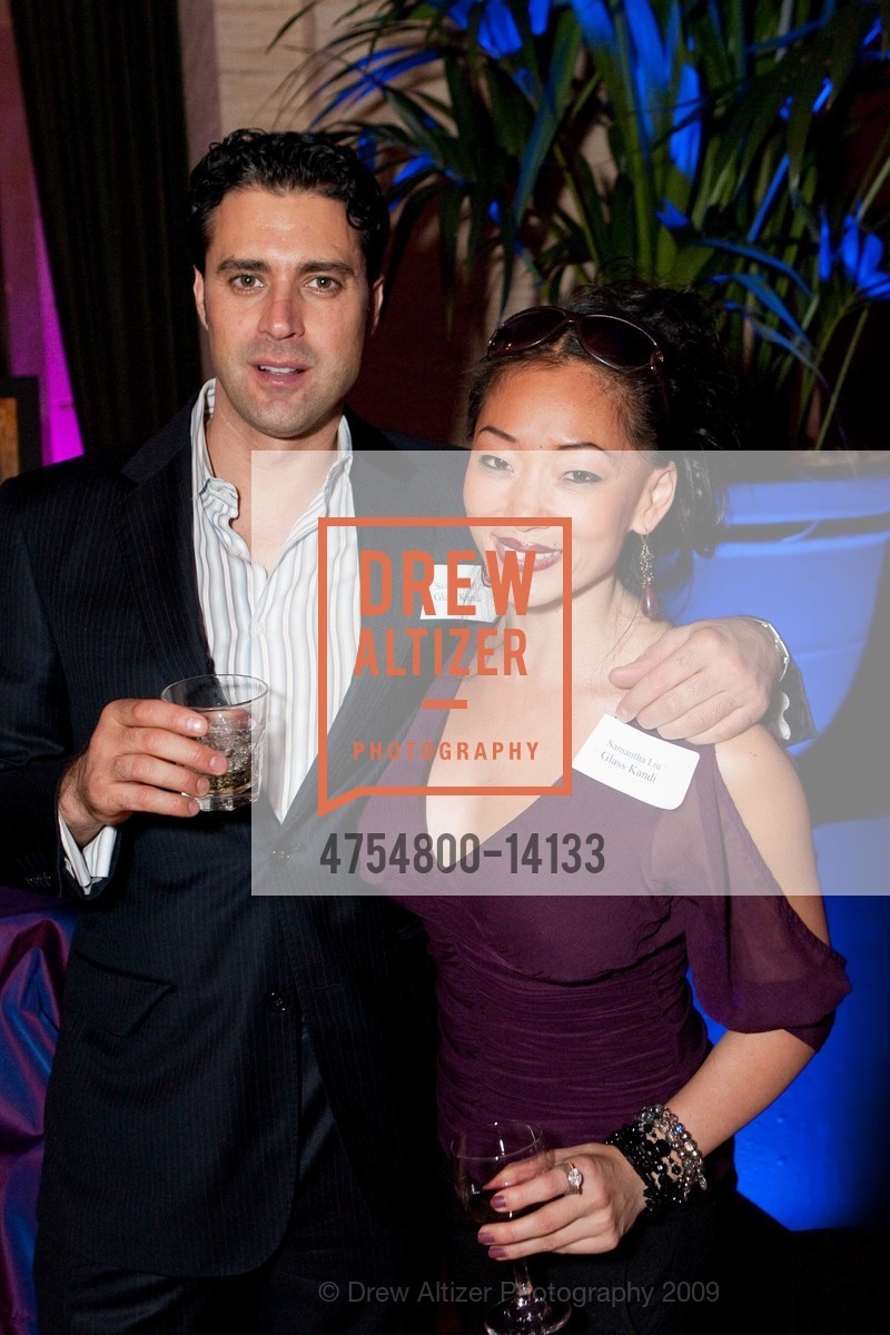 Sean Farrell, Samantha Liu ( Glass Kandi), Bently Reserve, US, October 29th, 2009, Photo #4754800-14133 Sean Farrell, Samantha Liu ( Glass Kandi), Photo #4754800-14133