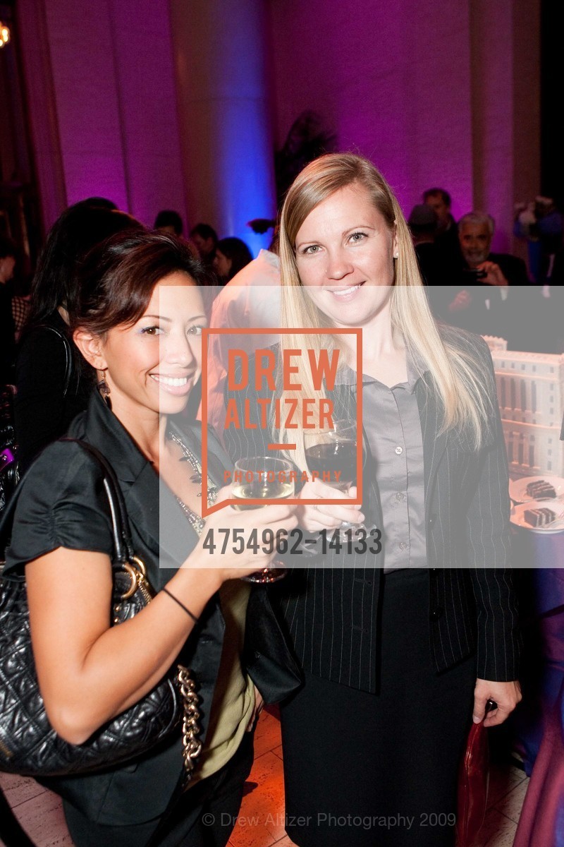 Leah Guzman, Margaret Poza, Bently Reserve, US, October 29th, 2009, Photo #4754962-14133 Leah Guzman, Margaret Poza, Photo #4754962-14133