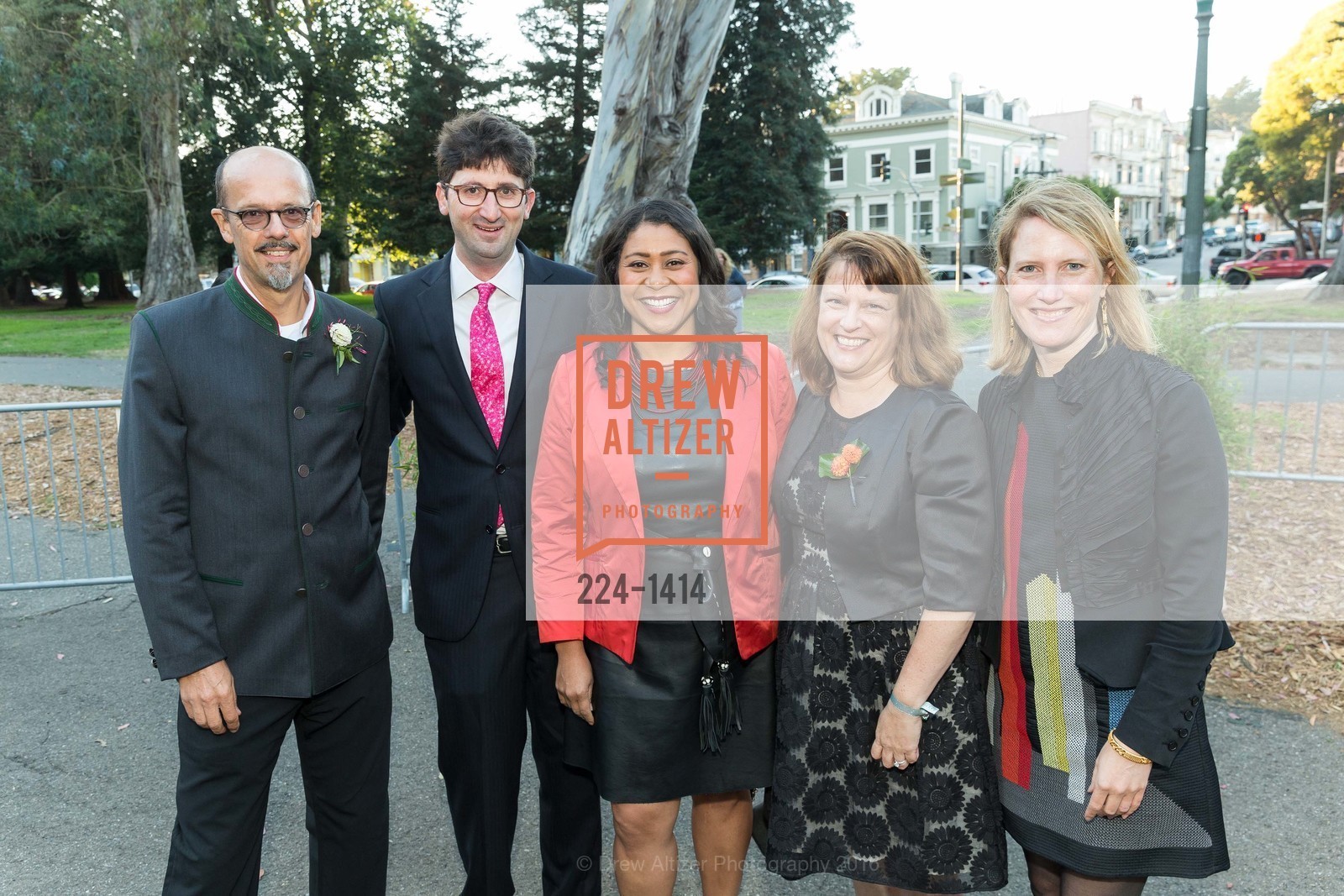 Tim Seufert, Christian Cebrian, London Breed, Rachel Norton, Amy Cebrian, Photo #224-1414