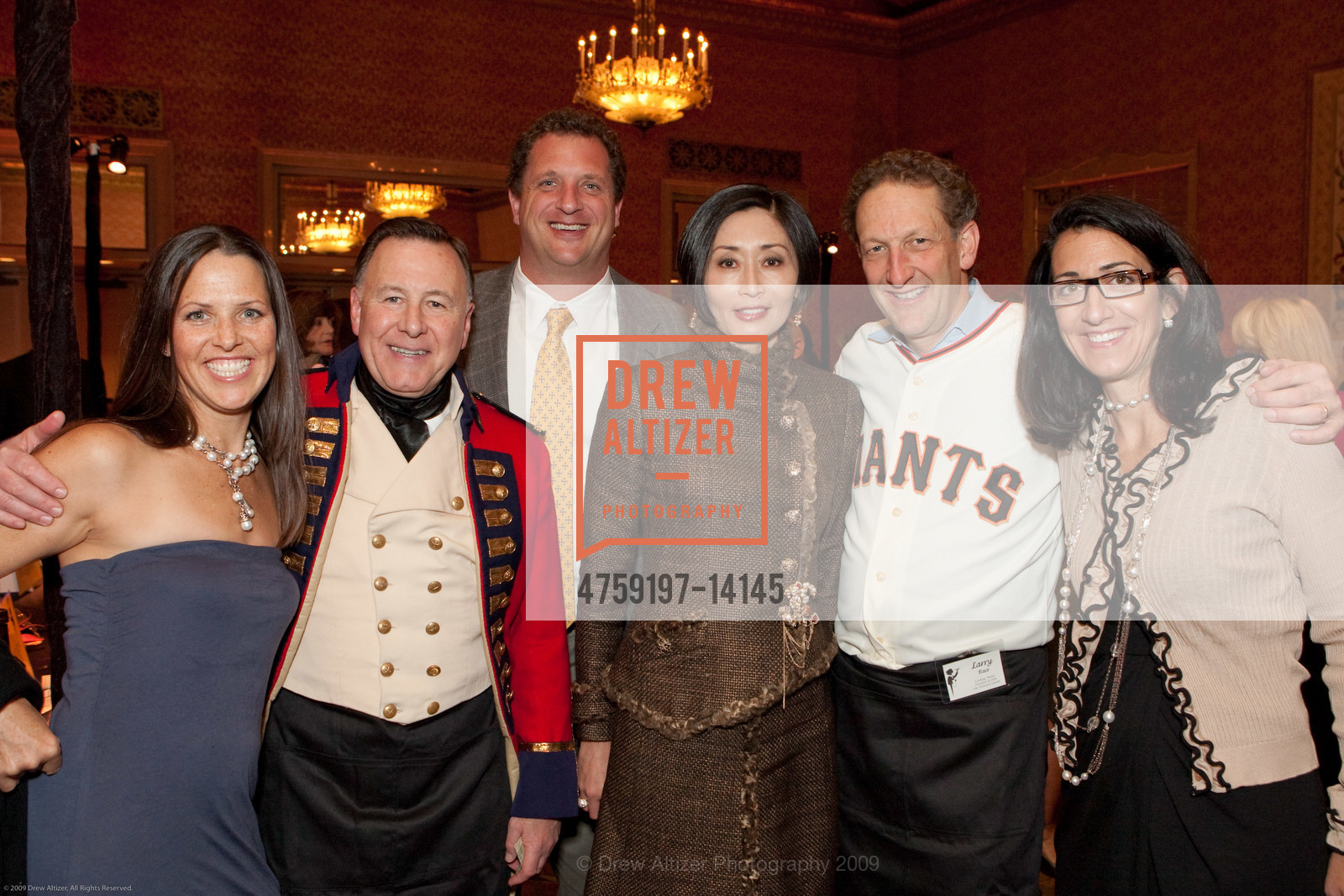Megan Barton, Carl Pascarella, Harris Barton, Yurie Pascarella, Larry Baer, Pamela Baer, Tipping for Teachers Celebrity Waiters, US, December 11th, 2009, Photo #4759197-14145 Megan Barton, Carl Pascarella, Harris Barton, Yurie Pascarella, Larry Baer, Pamela Baer, Photo #4759197-14145
