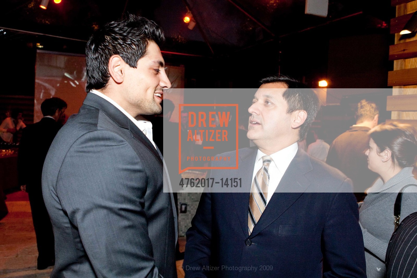Jonathan Najm, Jose Cisneros, Gus And Bahya Murad Open MEDALLION STEAKHOUSE, US, October 30th, 2009, Photo #4762017-14151 Jonathan Najm, Jose Cisneros, Photo #4762017-14151