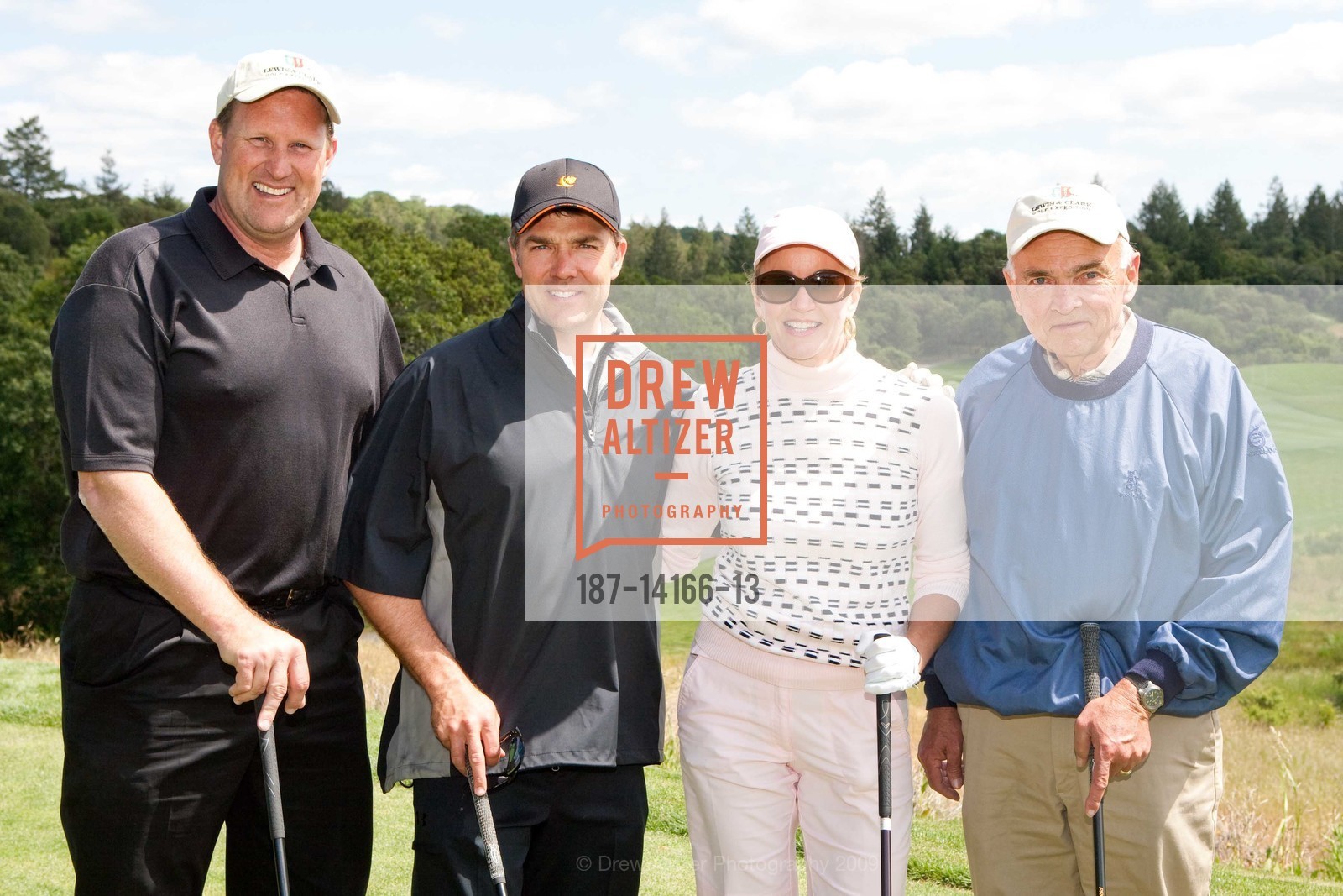 Brent Jones, David Karnstedt, Janice Bostock, Ken Karnstedt, MAYACAMA's Lewis and Clark Celebrity Golf Tournament, US, May 1st, 2009, Photo #187-14166-13 Brent Jones, David Karnstedt, Janice Bostock, Ken Karnstedt, Photo #187-14166-13