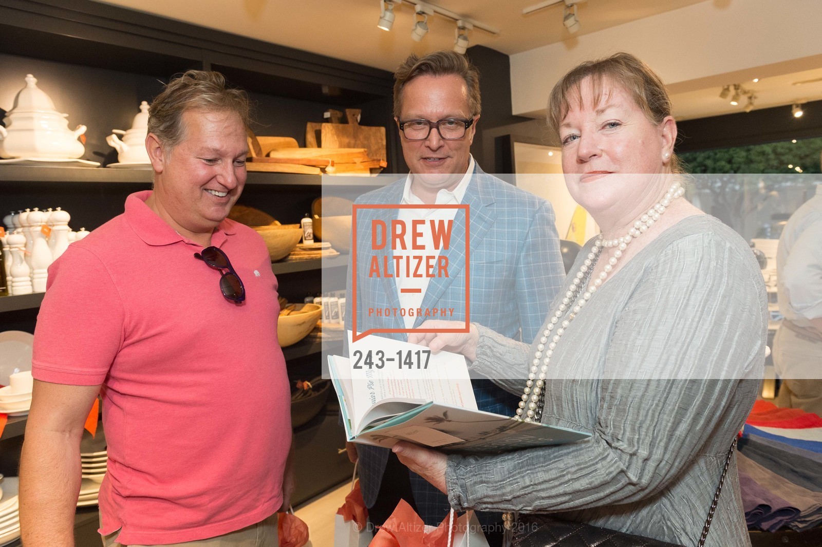 Paul Cornish, Wayne Temperman, Kathleen Holman, Hudson Grace celebrates Steven Stolman's "Passion for Parties", Hudson Grace. 3350 Sacramento Street, San Francisco, CA, September 19th, 2016, Photo #243-1417 Paul Cornish, Wayne Temperman, Kathleen Holman, Photo #243-1417