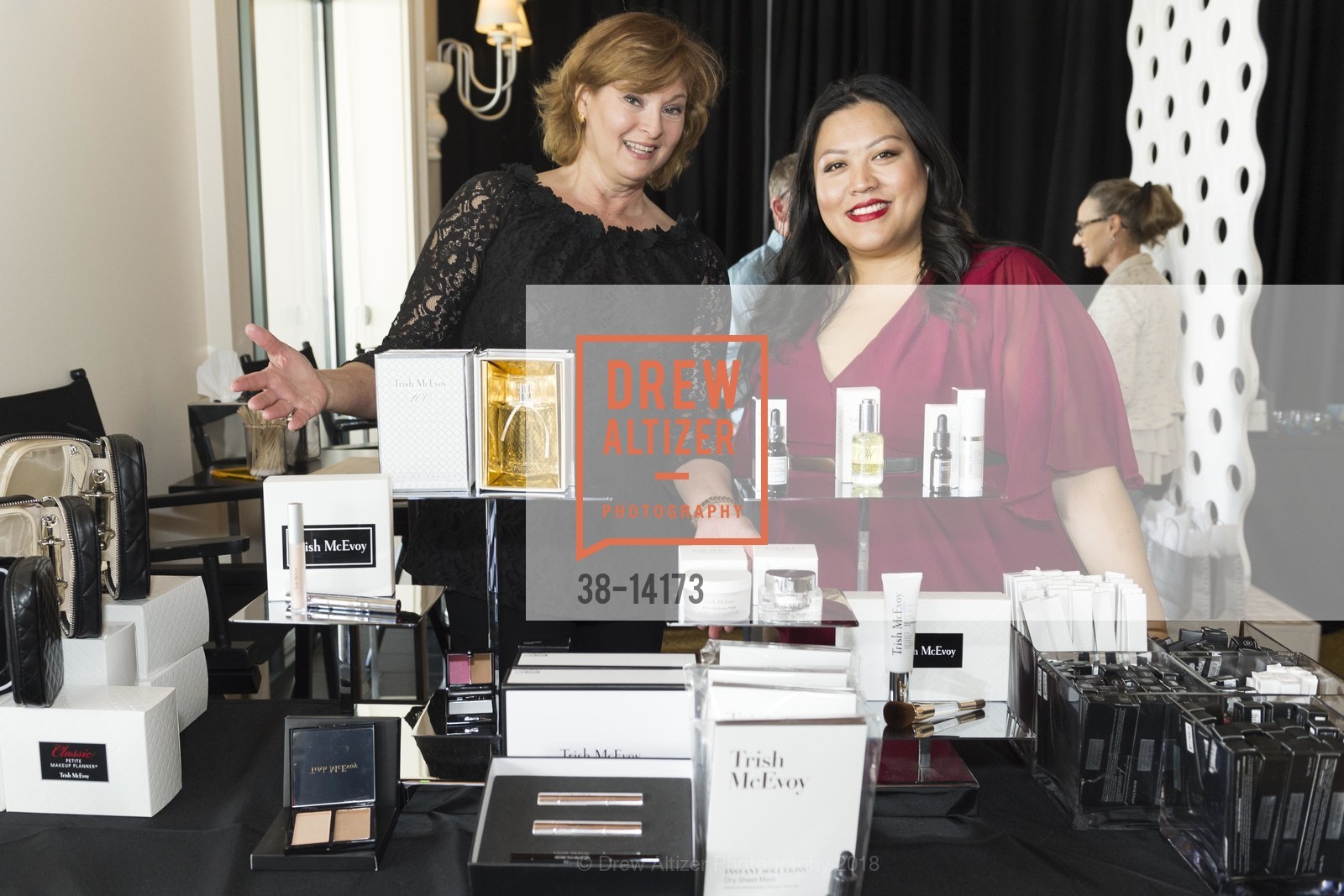 Myra Kirscht, Amy Xiong, 4th Annual Inside Anne’s Closet Luncheon and Fashion Show 2018 Benefiting Colorectal Cancer Alliance, Rosewood Hotel. 2825 Sand Hill Road, May 29th, 2018, Photo #38-14173 Myra Kirscht, Amy Xiong, Photo #38-14173