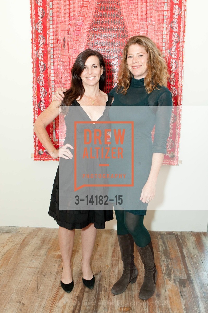 Holly Alexandra Fouladi (Gallery Owner), Hope Bryson (Gallery Manager), Photo #3-14182-15
